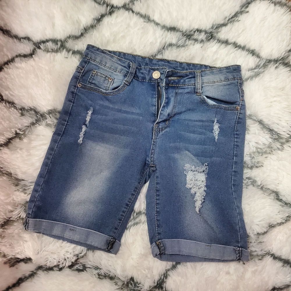 Capri Shorts Size S